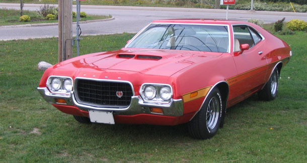 1972_Ford_Gran_Torino_Sport_SportsRoof