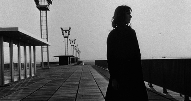 57 - EL MUELLE (LA JETÉE)